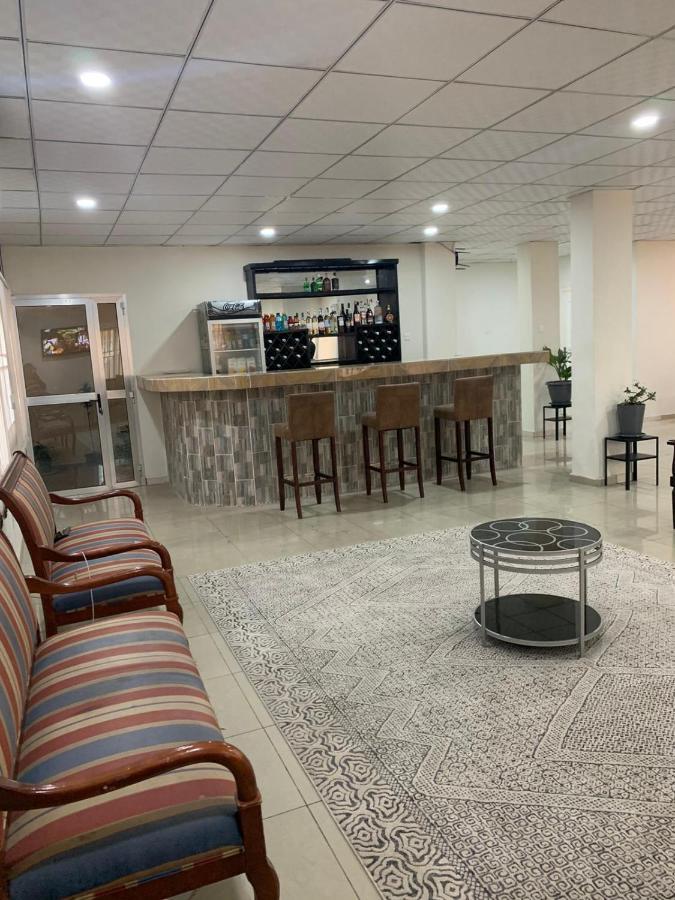 Sky Inn Hotel Freetown Kültér fotó